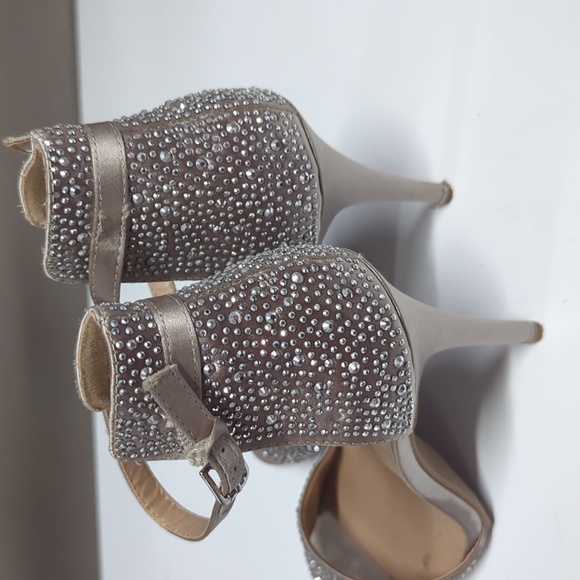 Sparkly crystal event shoes from Zigisoho - Picture 4 of 11
